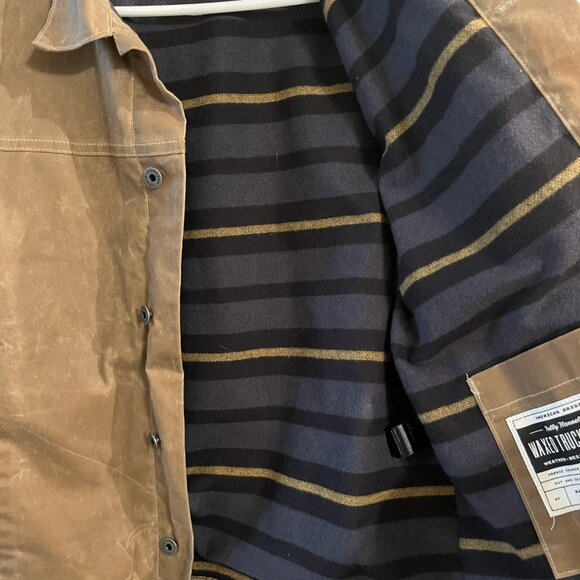 Flint and Tinder Flannel-Lined Waxed Trucker Jacket - Picture 5 of 6